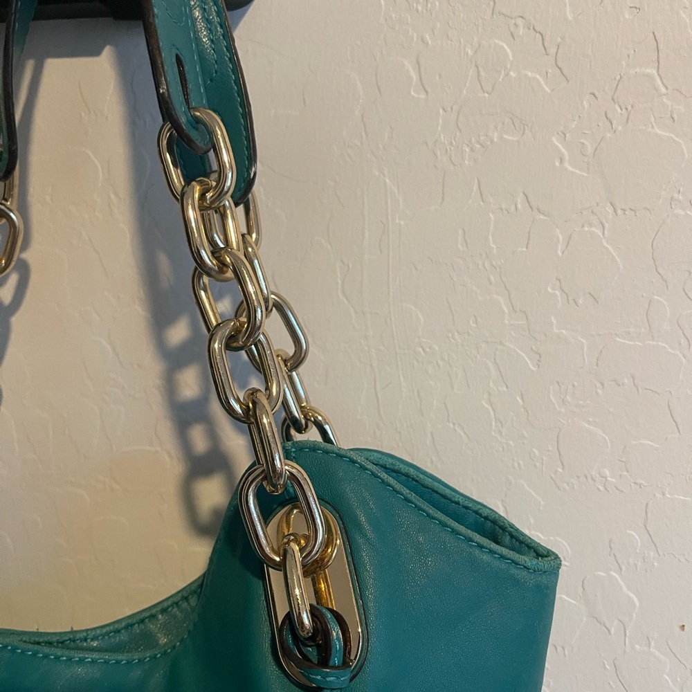 Michael Kors Teal Shoulder Bag with Gold Accents - Picture 4 of 9